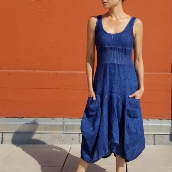 INIZIO Linen Magic Dress Wearable Art in Chartreuse - Picture 4 of 5